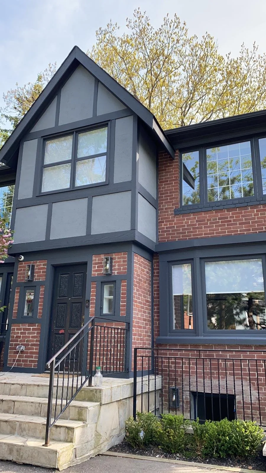 Professional exterior painting services in Toronto